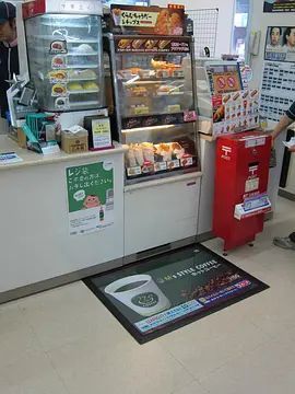 纪实72小时：大医院里的小便利店